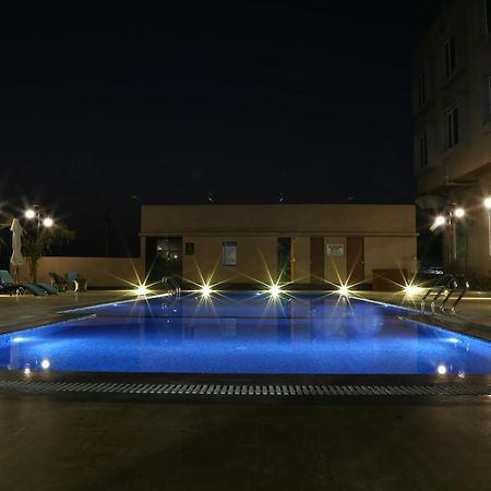 The Fern Residency Mundra Hotell Exteriör bild