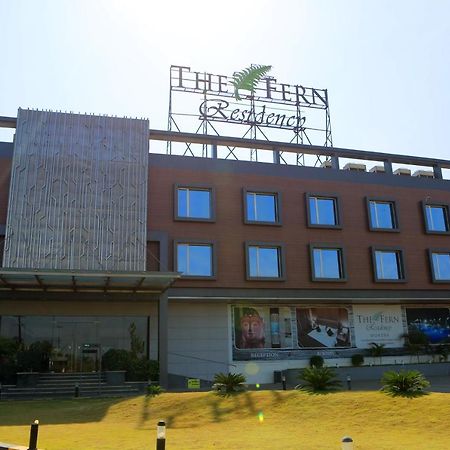 The Fern Residency Mundra Hotell Exteriör bild