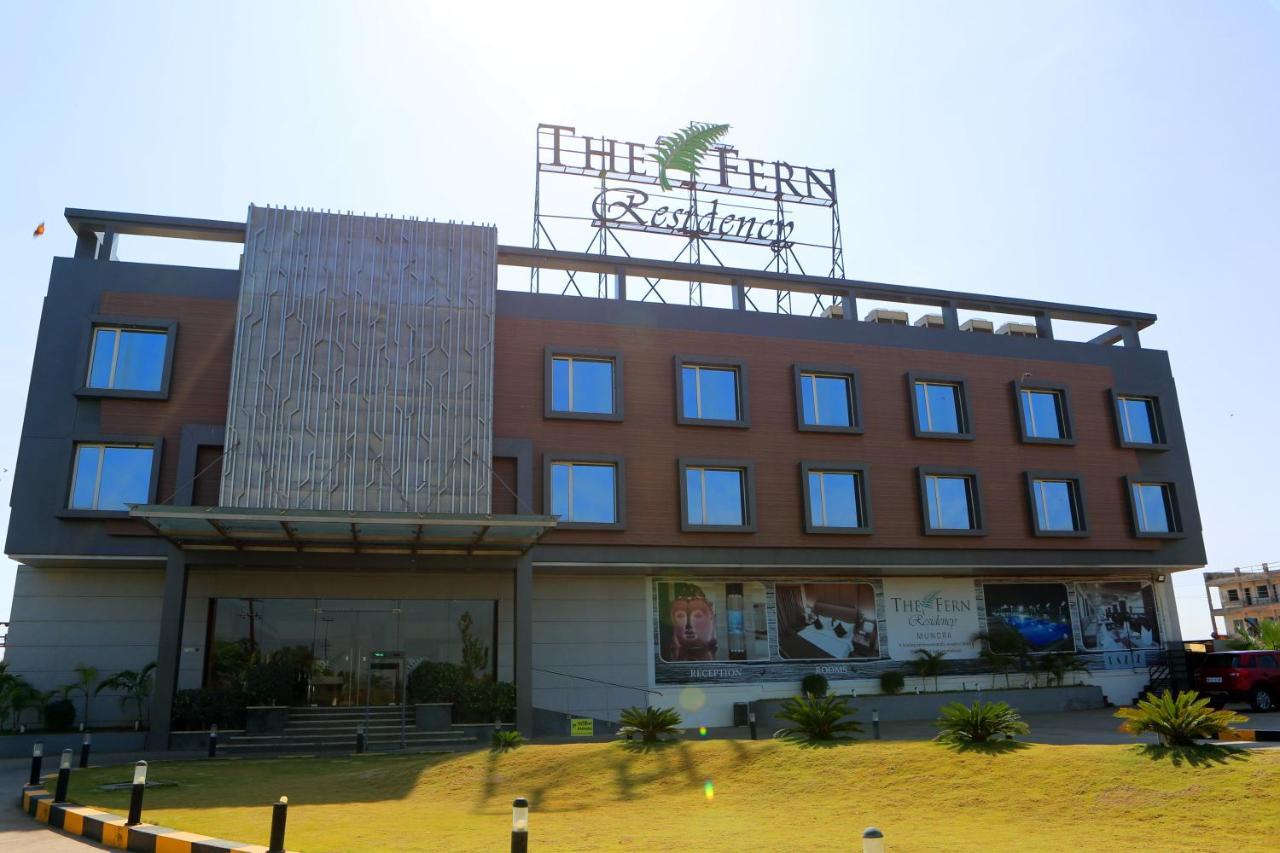 The Fern Residency Mundra Hotell Exteriör bild